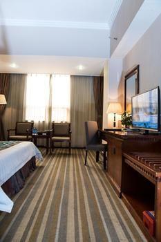 New Plum Garden Seasons Hotel - Shenzhen Zhucun  Exteriör bild